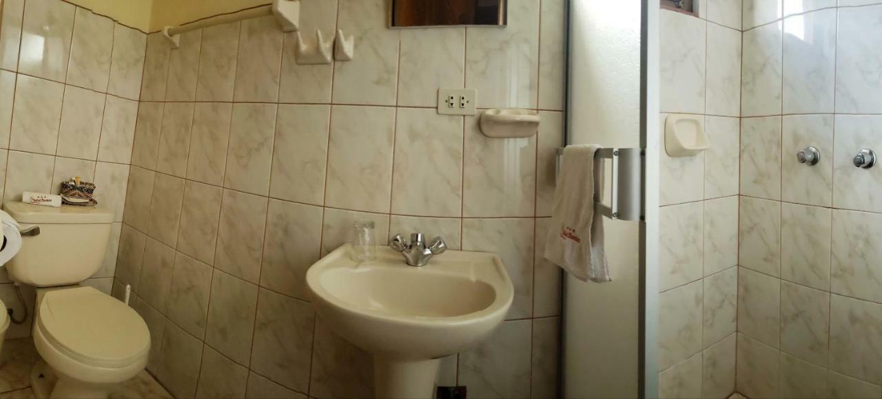 Morales Guest House Huaraz  Ngoại thất bức ảnh